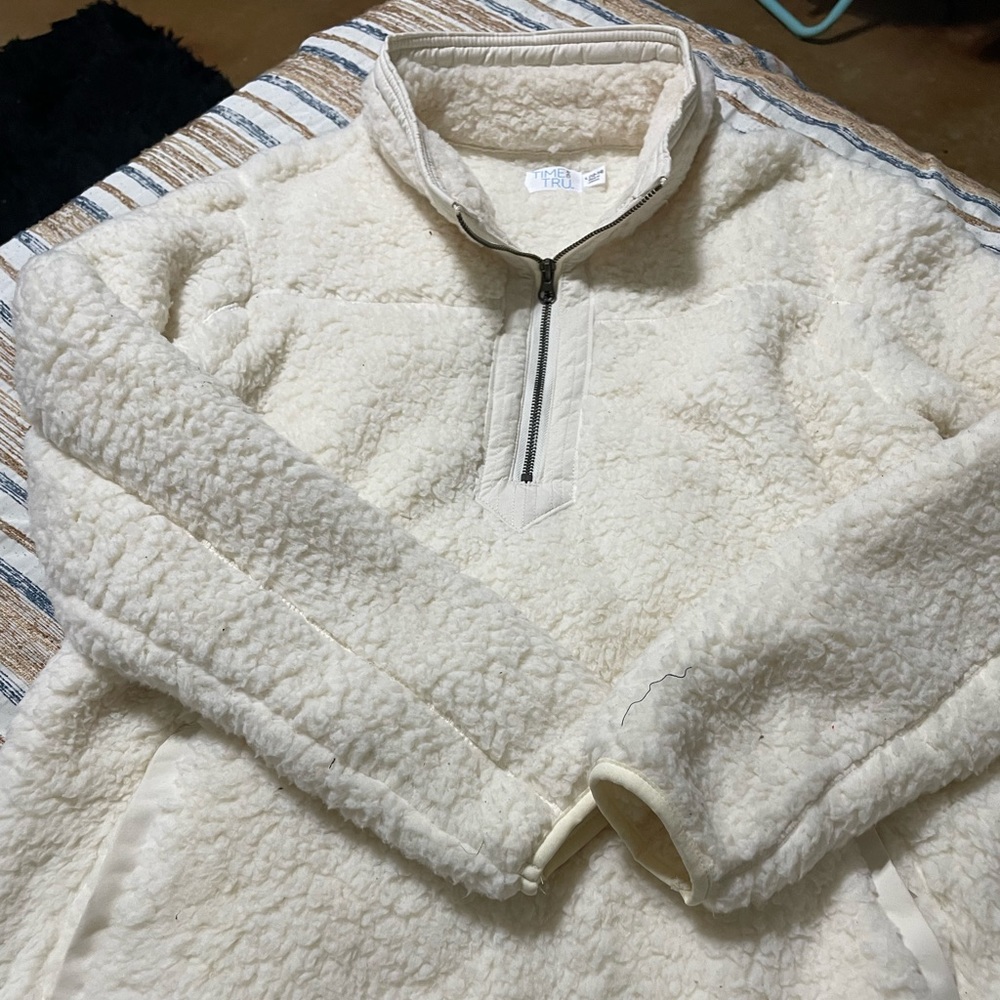 Sherpa pull over. Warm and cozy! 🧸